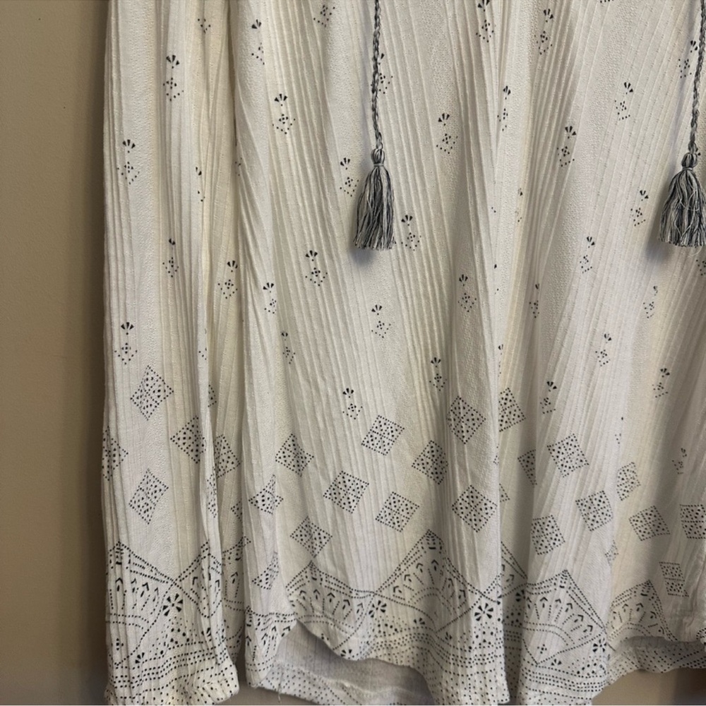 Lucky Brand Boho Embroidered Peasant Tunic Top – Size Large - Picture 3 of 5